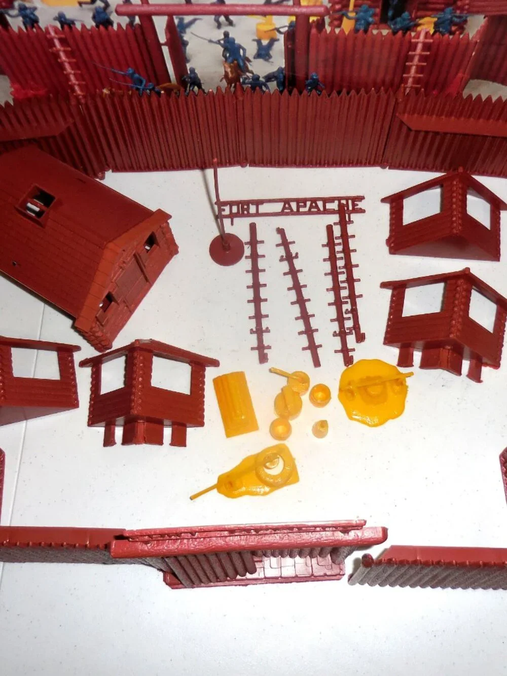 Marx 4502, The Famous Fort Apache Western Playset FORT ONLY, BOX NOT INCLUDED